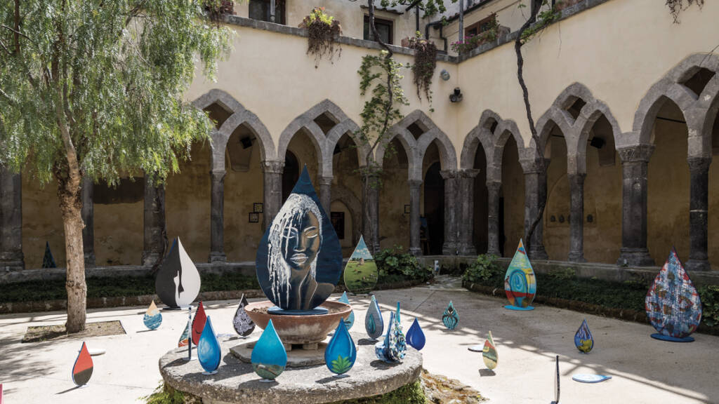 Gocce d'Acqua”: arriva a Sorrento l'installazione artistica di Ottaiano -  Terre di Campania